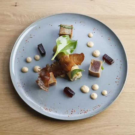 酒店 Parc Des Eaux Vives 4*